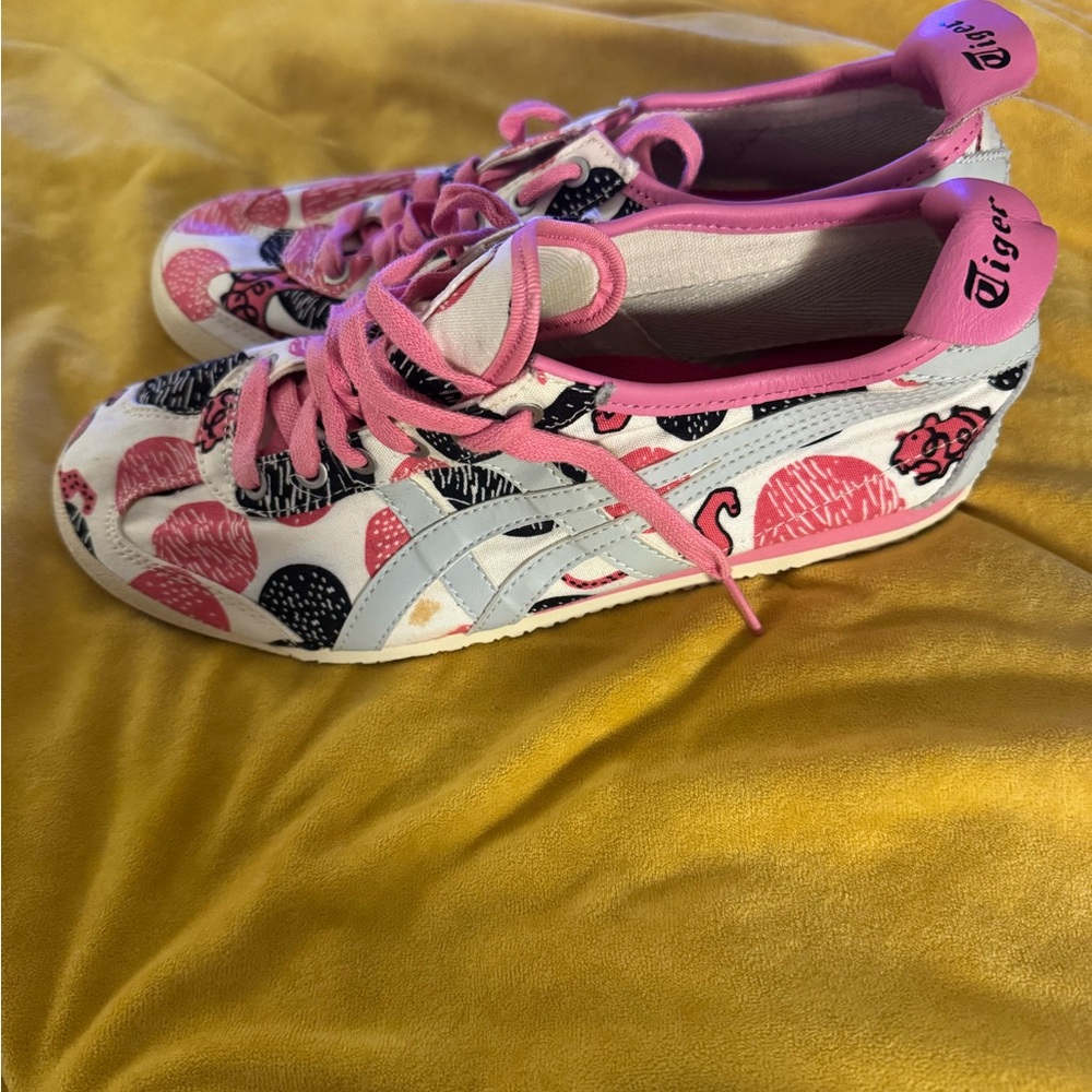 Onitsuka Tiger Pink White Patterned Women's Sneakers - Picture 3 of 7